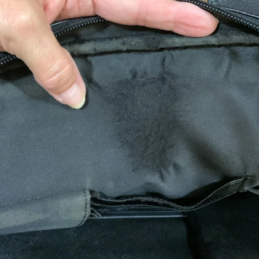 Black Leather Expandable Laptop Briefcase Bag
